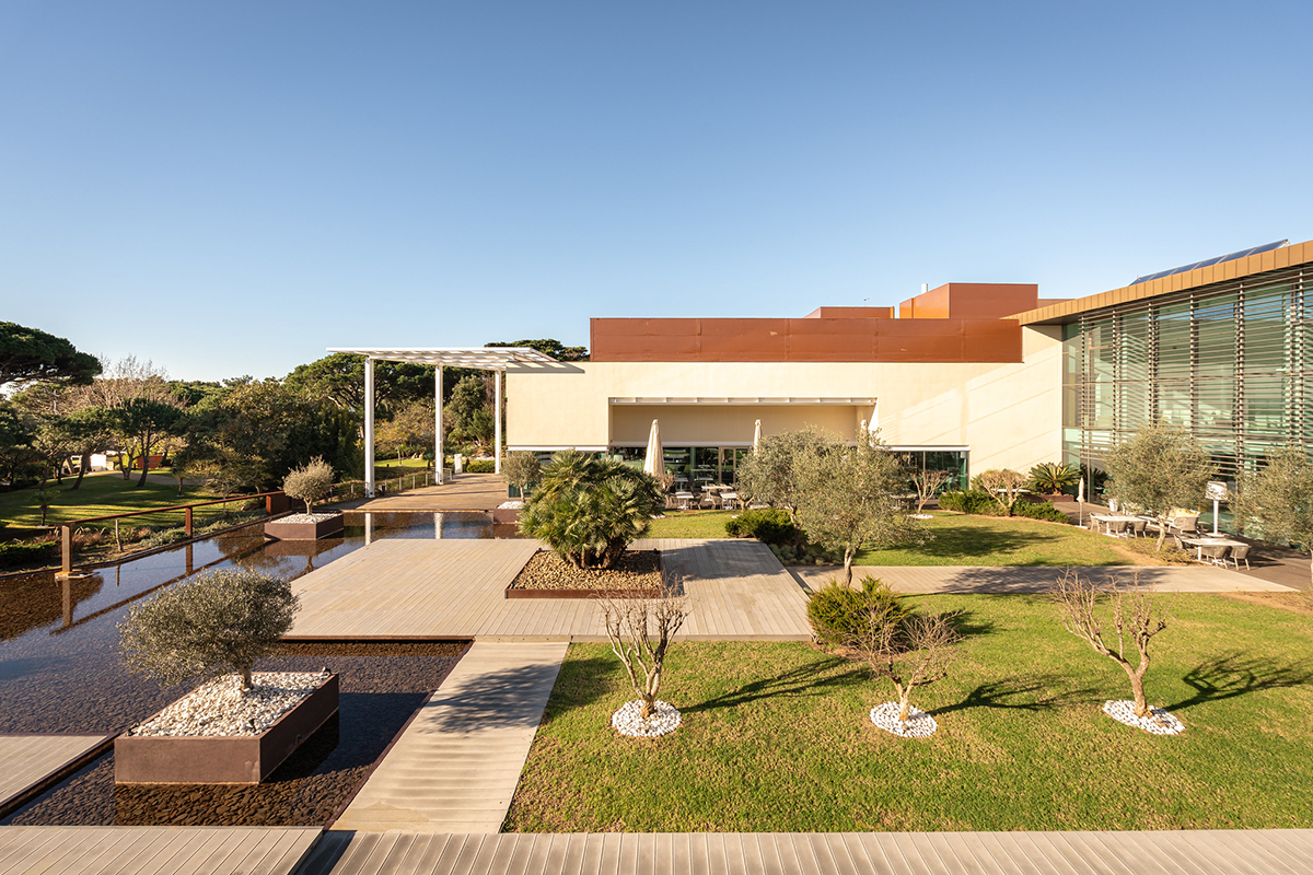 Onyria Marinha Boutique Hotel