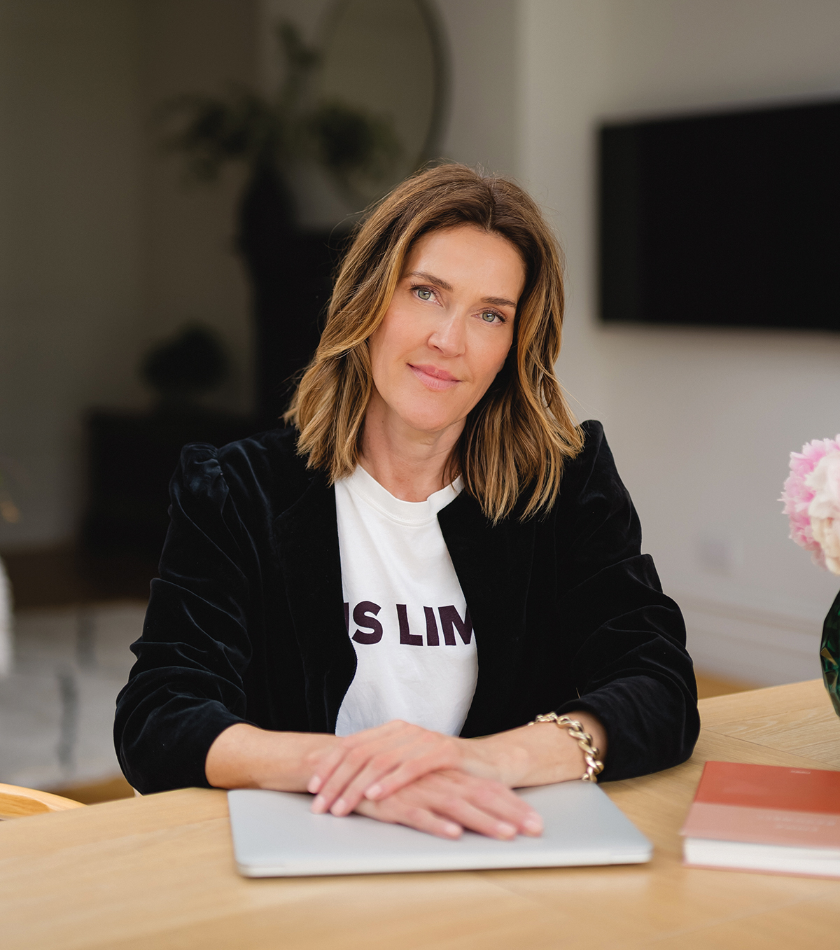 Emma Bardwell was on two women chatting