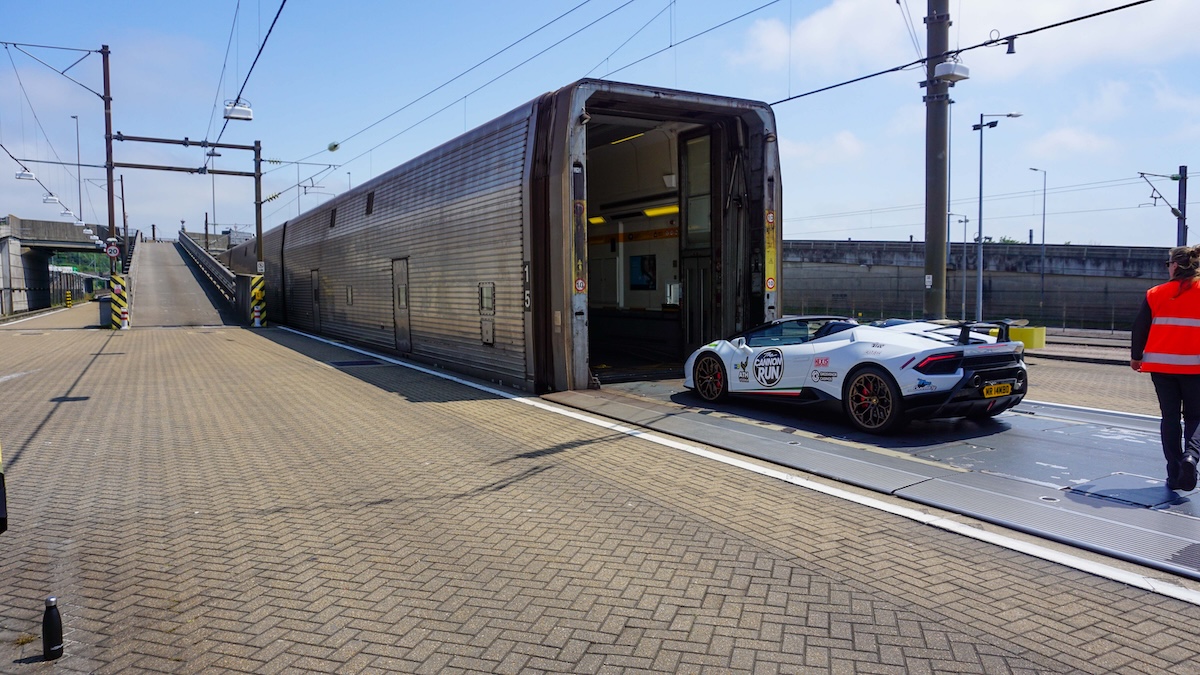 Le Shuttle