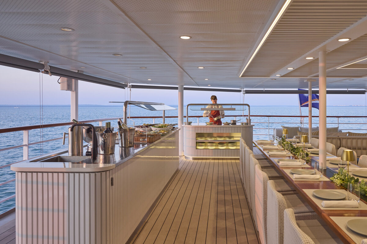 privately chartered Paspaley Pearl